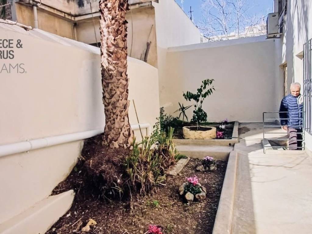 Εξωτερικοι χώροι