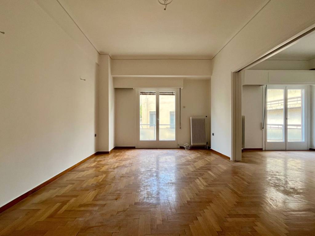 exarcheia_residential_apartment_for_sale