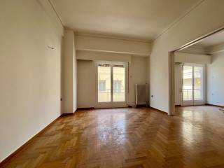 exarcheia_residential_apartment_for_sale