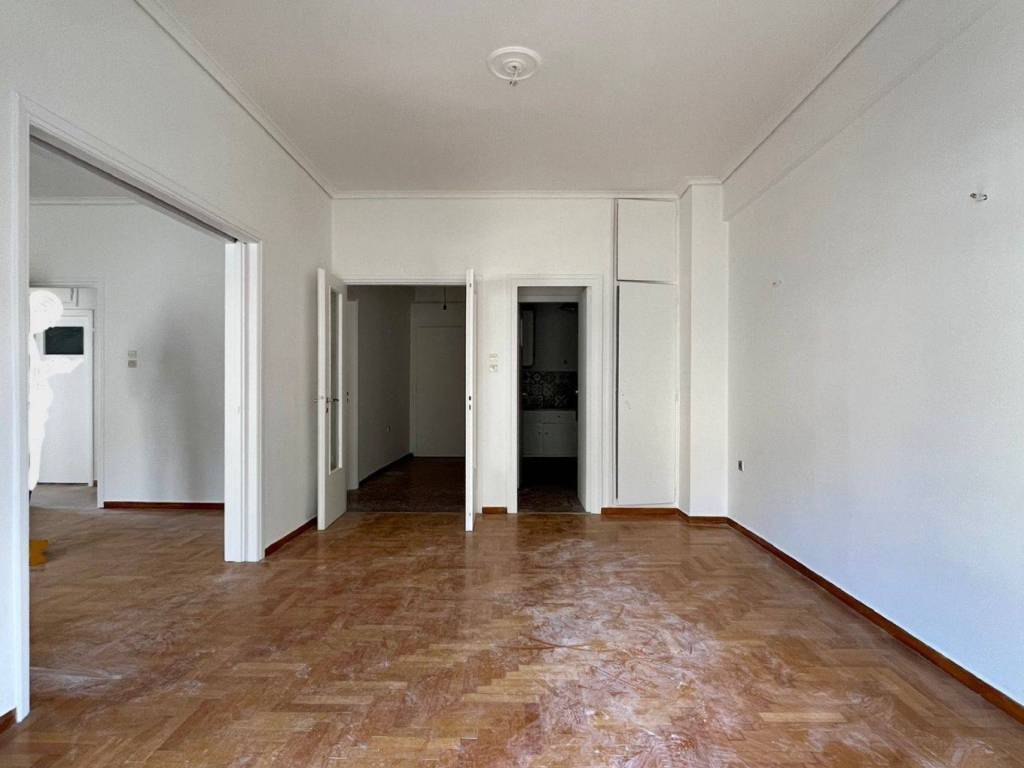 exarcheia_residential_apartment_for_sale