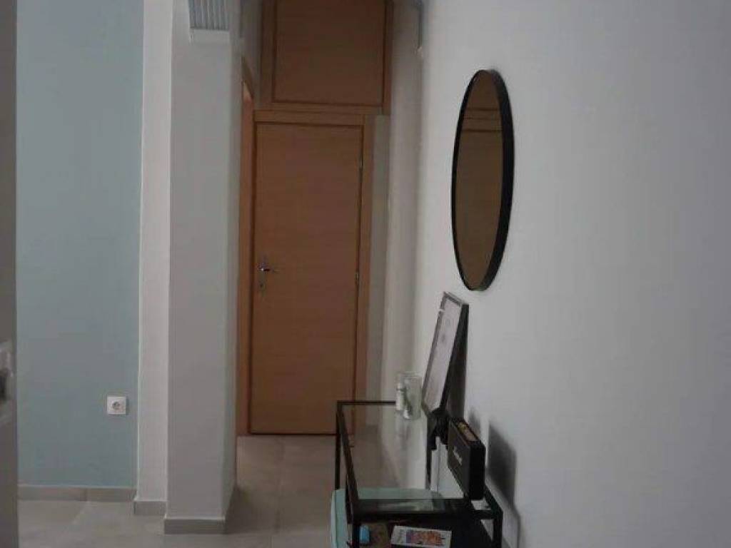 Forumland Real Estate, Διάδρομος