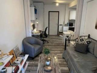 Forumland Real Estate, Καθιστικό