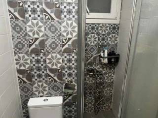 Forumland Real Estate, Μπάνιο