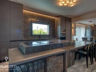 Forumland Real Estate, Κουζίνα