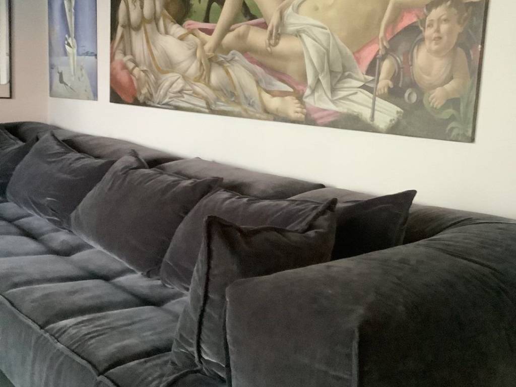 Forumland Real Estate, Καθιστικό