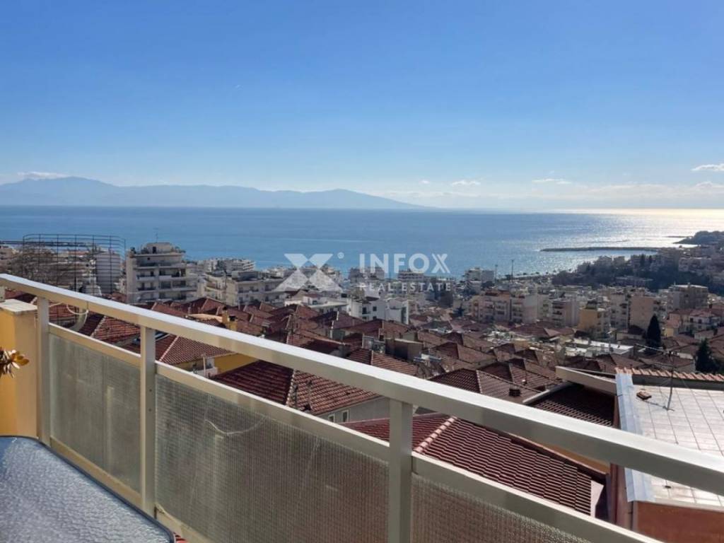 Θέα από μπαλκόνι