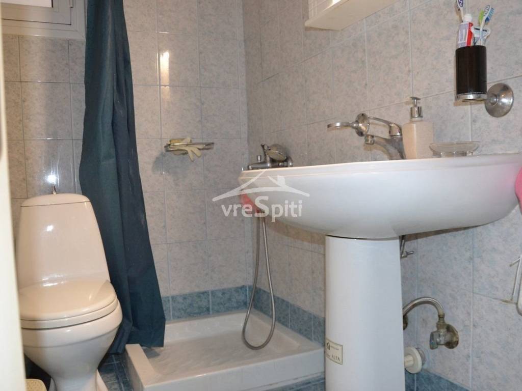 ΑΠΟΨΗ ΜΠΑΝΙΟΥ