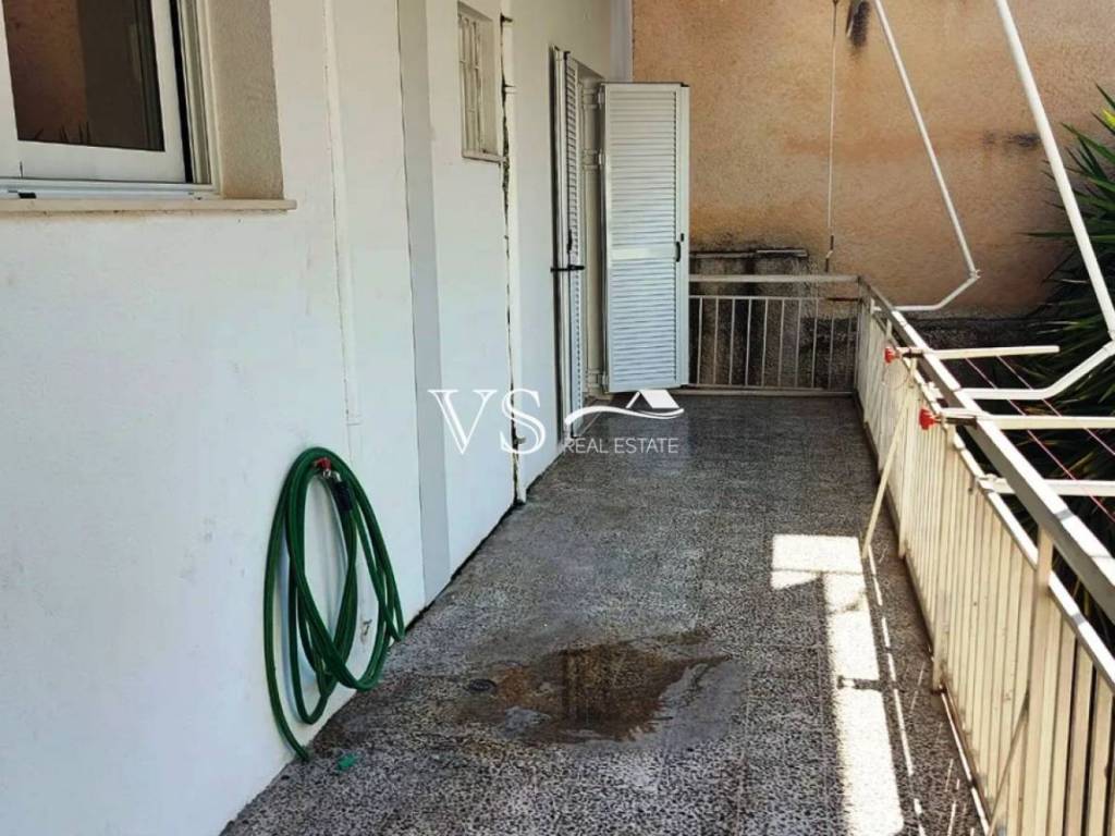 Θέα απο μπαλκόνι