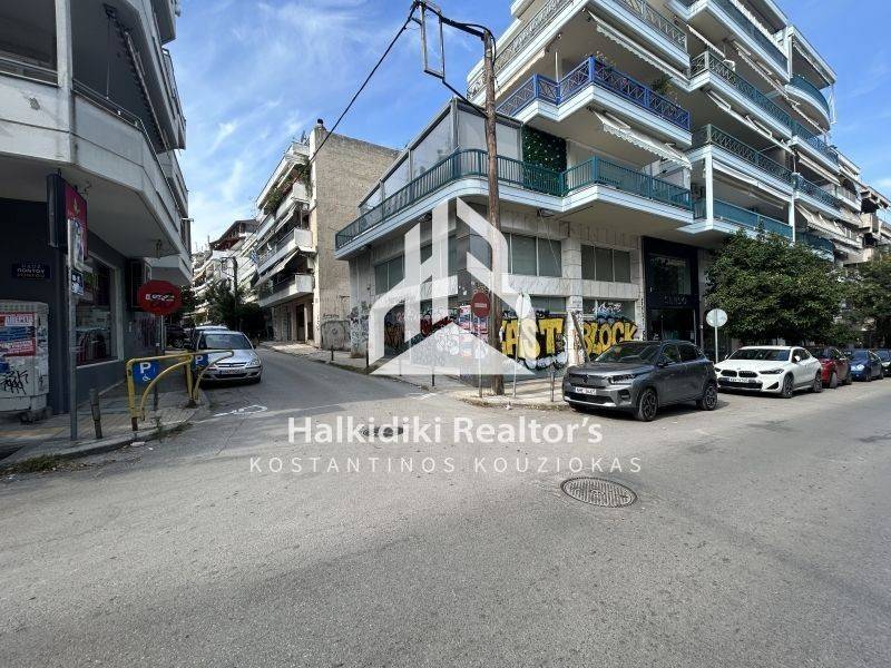 Είσοδος οικοδομής