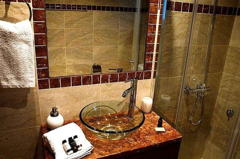 Εσωτερικοι χώροι