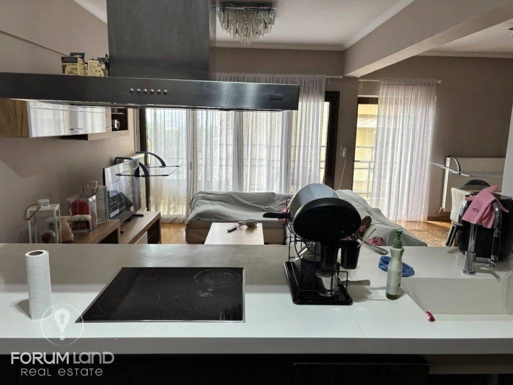 Forumland Real Estate, Σαλοκουζίνα