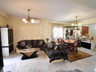 Σαλόνι τραπεζαρία