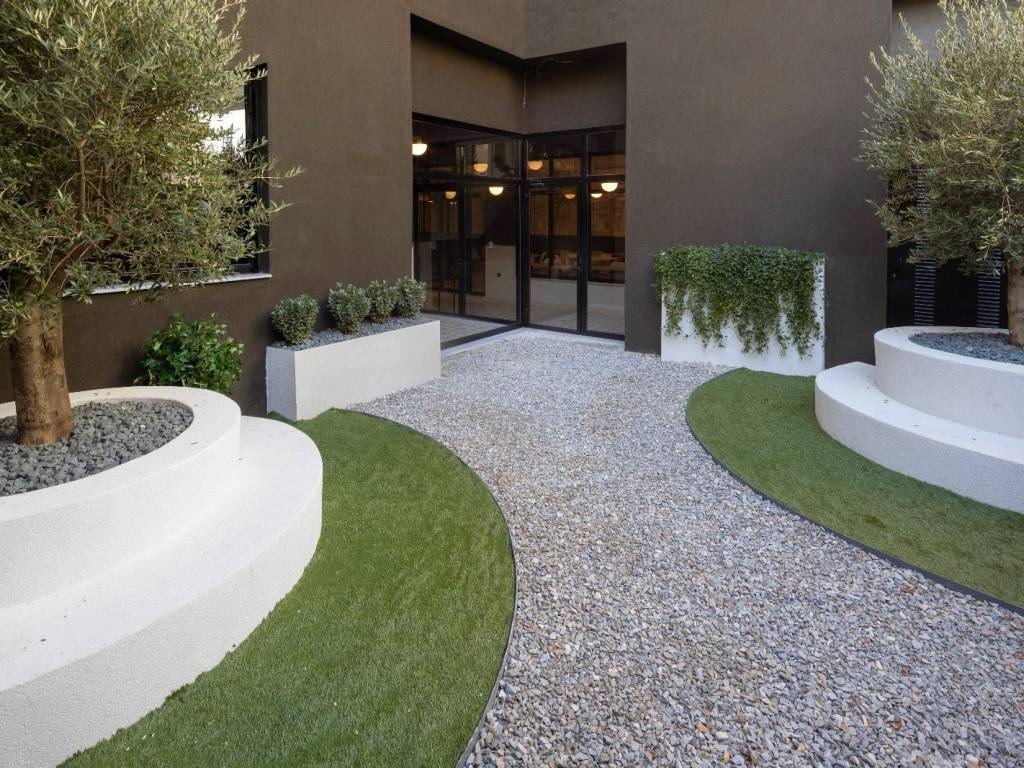 O koinochrestos kepos toy ktirioy.