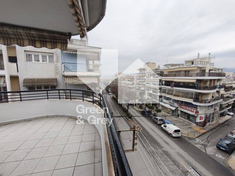 Θέα από μπαλκόνι