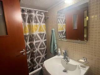 Forumland Real Estate, Μπάνιο