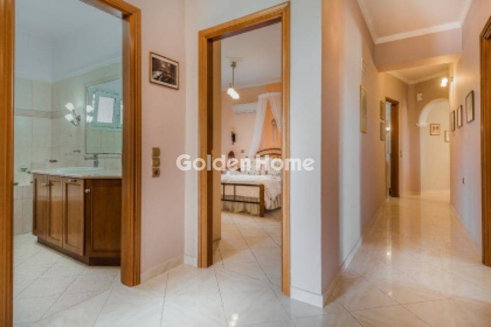 Χολ - Διάδρομος