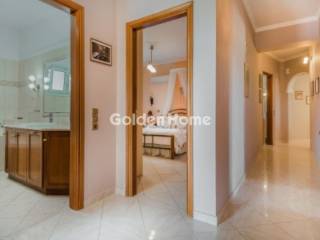 Χολ - Διάδρομος