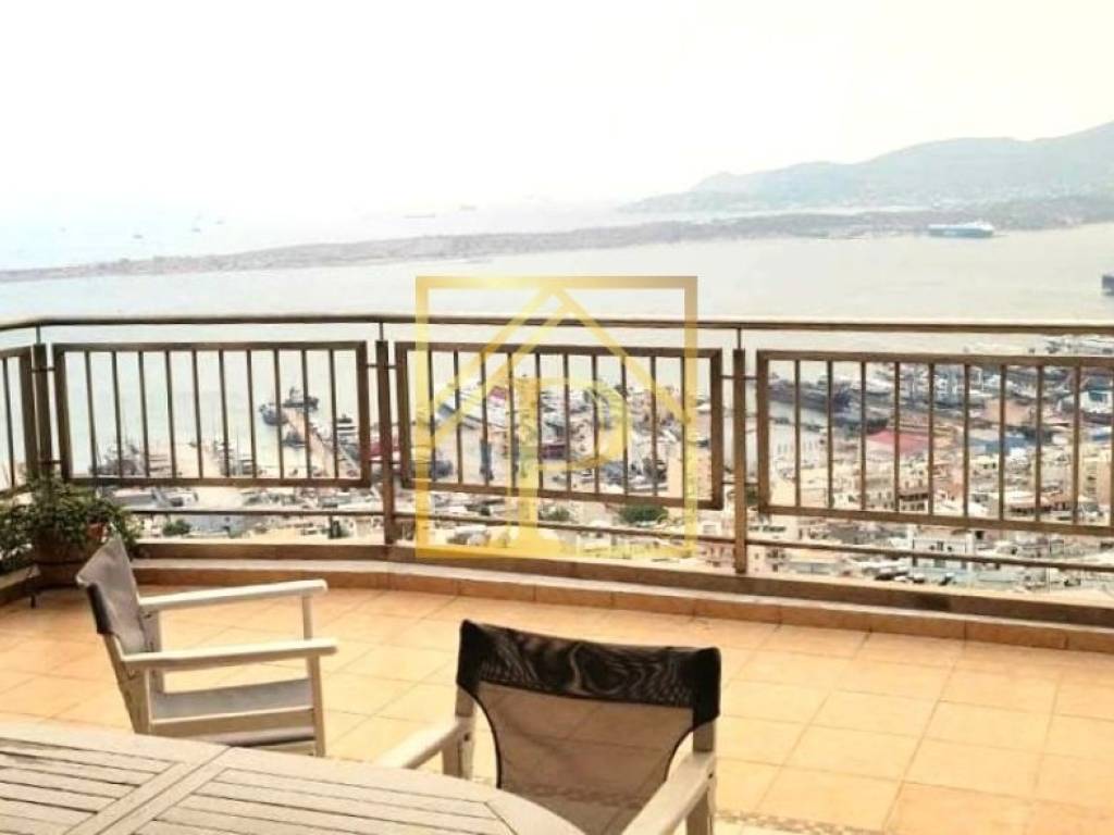 Θέα από μπαλκόνι