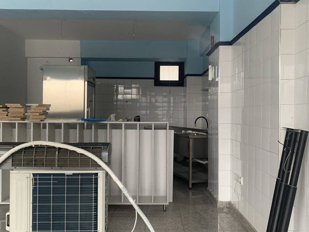 Forumland Real Estate, Ισόγειο κατάστημα