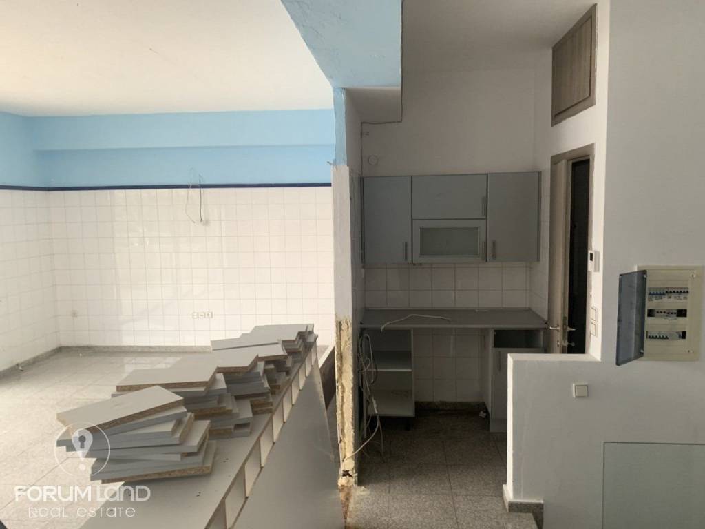 Forumland Real Estate, Ισόγειο κατάστημα