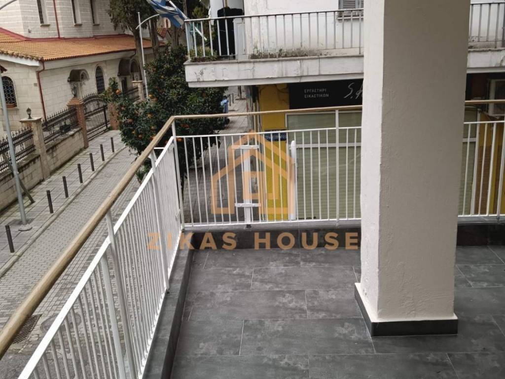 Θέα από μπαλκόνι