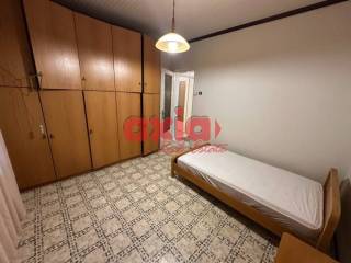 Καβάλα, Βύρωνας: Ενοικιάζεται διαμέρισμα 70τ.μ.  ισόγειο με μεγάλη αυλή