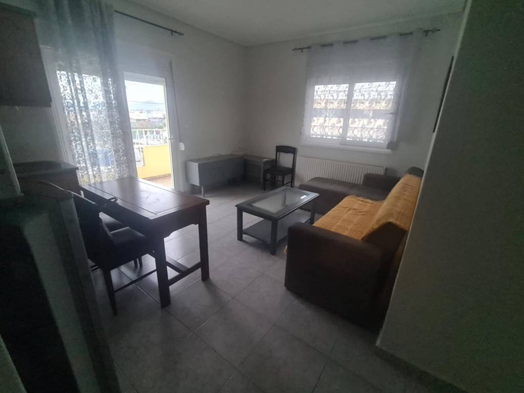 κουζινα- σαλόνι