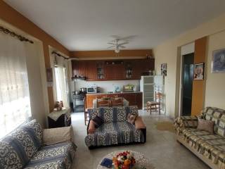 ΣΑΛΟΝΟΚΟΥΖΙΝΑ