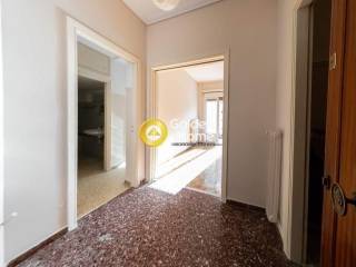 Χολ - Διάδρομος