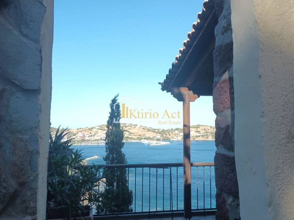 Θέα από μπαλκόνι