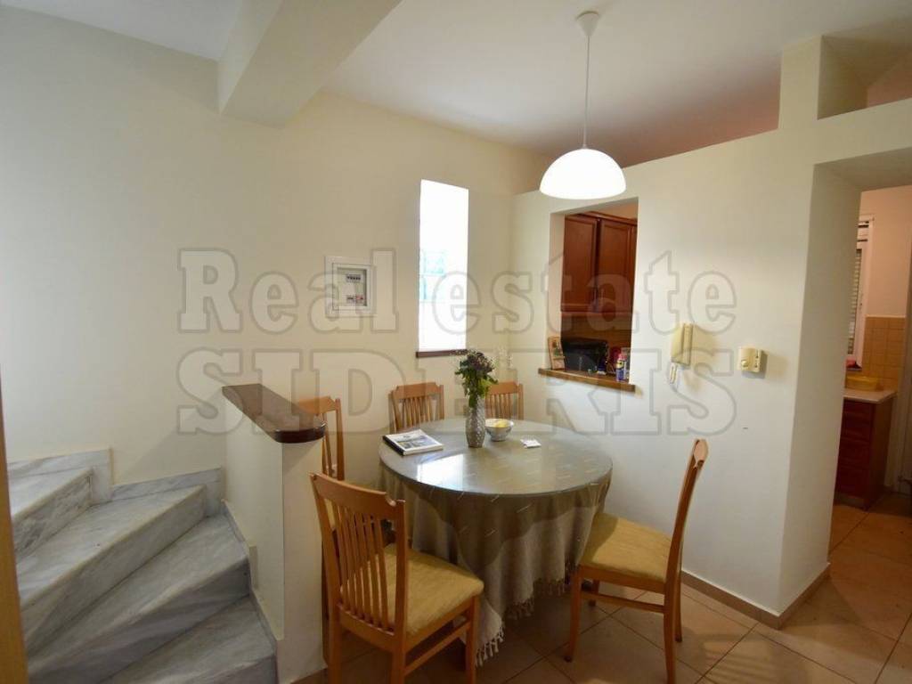 ΤΡΑΠΕΖΑΡΙΑ