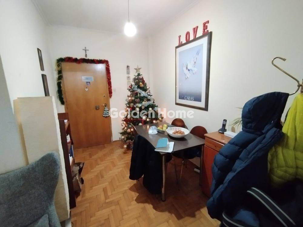 Χολ - Διάδρομος