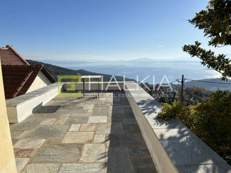 Θέα από μπαλκόνι