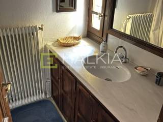 Μικρό μπάνιο Ισόγειο