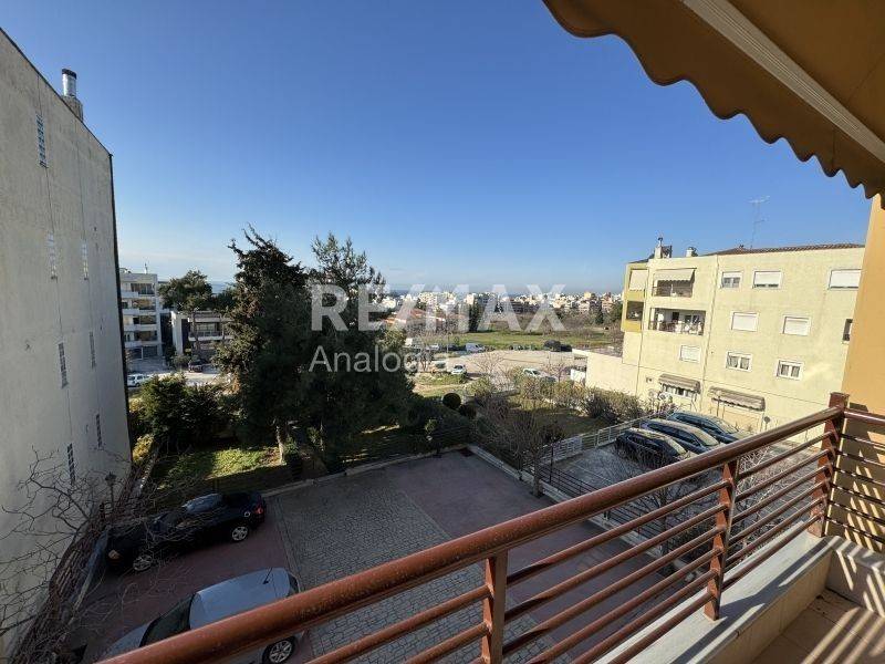 Θέα από μπαλκόνι