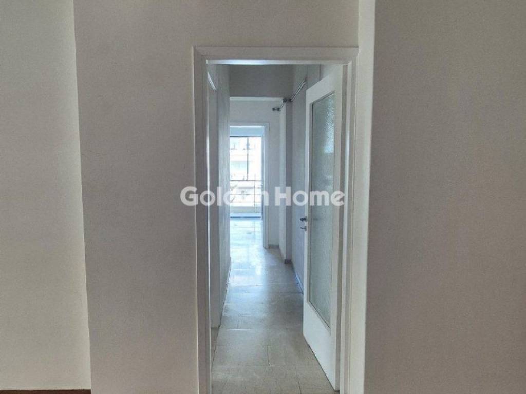 Χολ - Διάδρομος