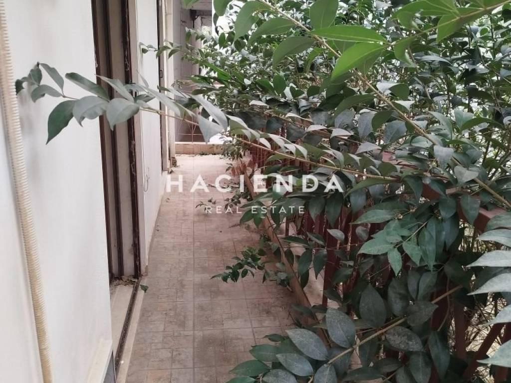 Θέα από μπαλκόνι