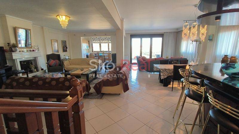 Σαλοκουζίνα