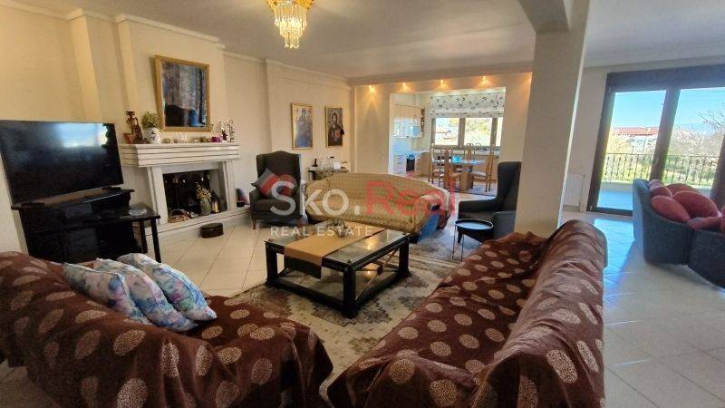 Σαλοκουζίνα