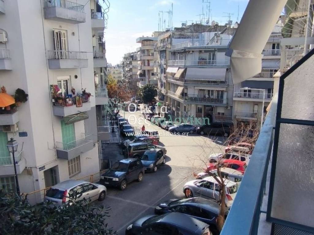 Θέα από μπαλκόνι