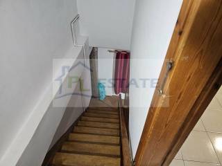 εσωτερική σκάλα