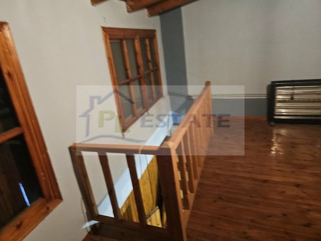 εσωτερική σκάλα