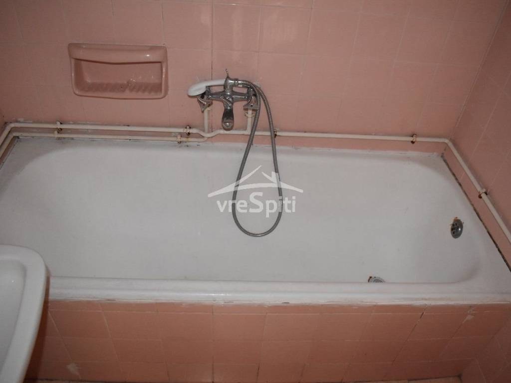 ΑΠΟΨΗ ΜΠΑΝΙΟΥ