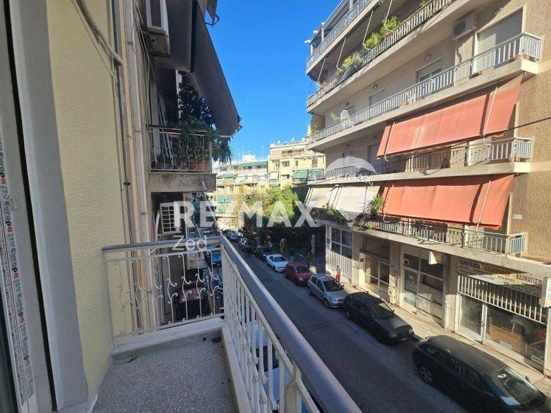 Θέα από μπαλκόνι