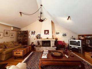 Ьονοκατοικία προς πώληση Μελίσσια