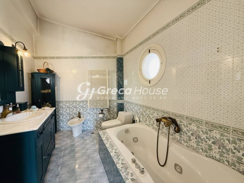 Ьονοκατοικία προς πώληση Μελίσσια