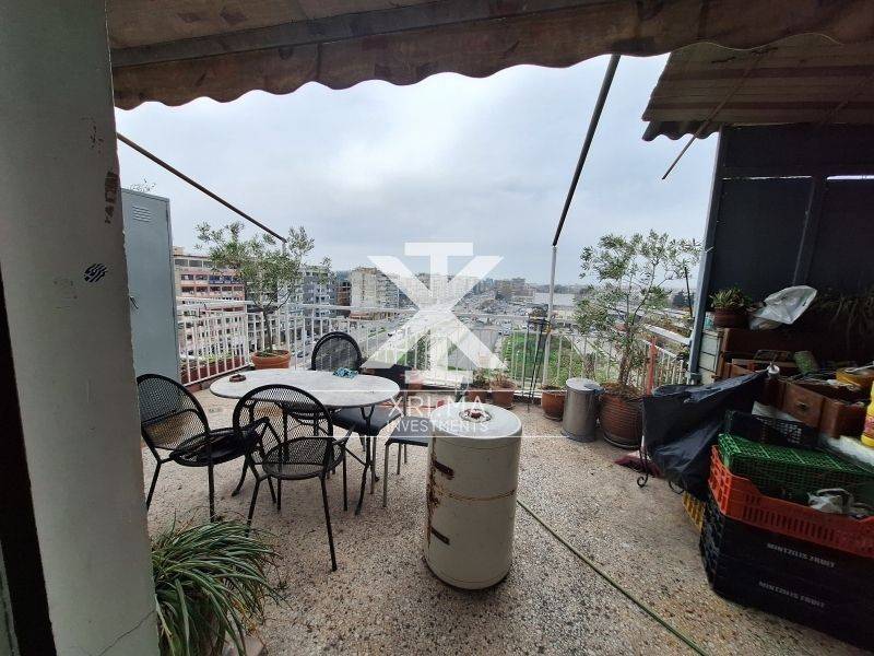 Θέα από μπαλκόνι