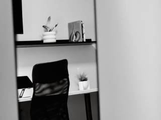 Leptomereies poy anadeiknyoyn ton charaktera toy ktirioy.