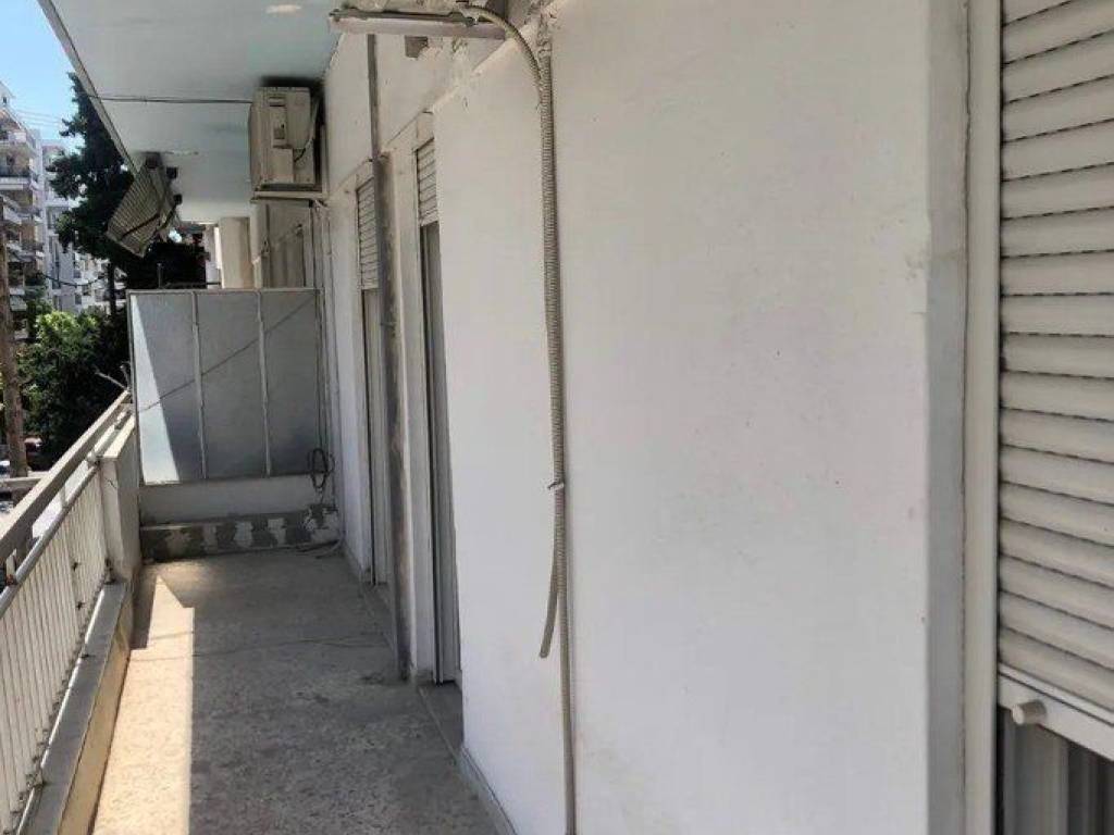 Forumland Real Estate, Βεράντες