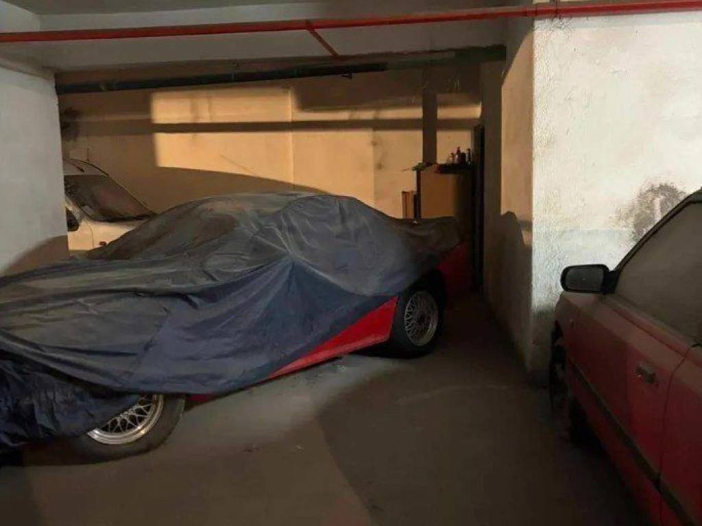 Forumland Real Estate, Parking space